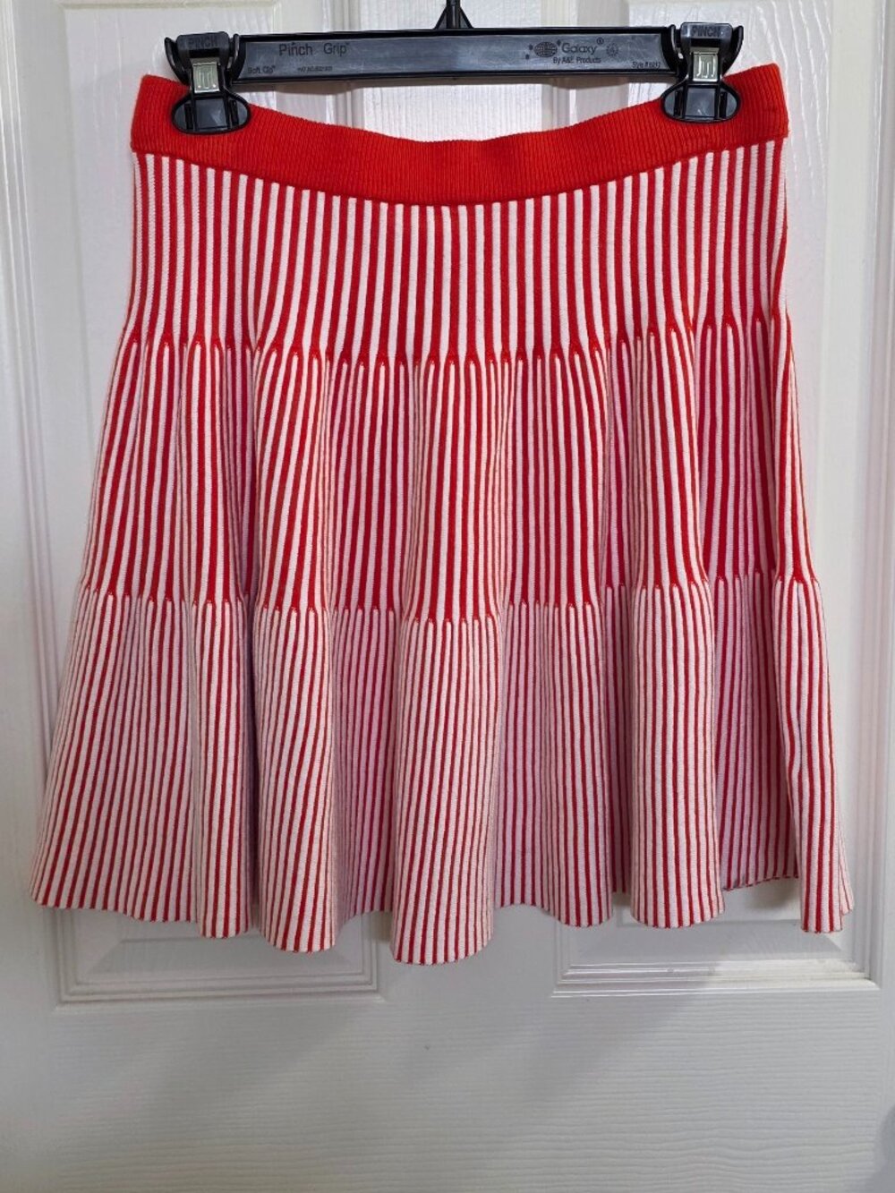 Free Assembly Women's Ribbed Stitch Tiered Mini Skirt – Orange Stripe – NWT